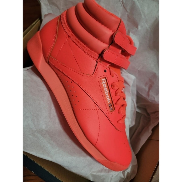 Orange Reebok Classics - Picture 2 of 4